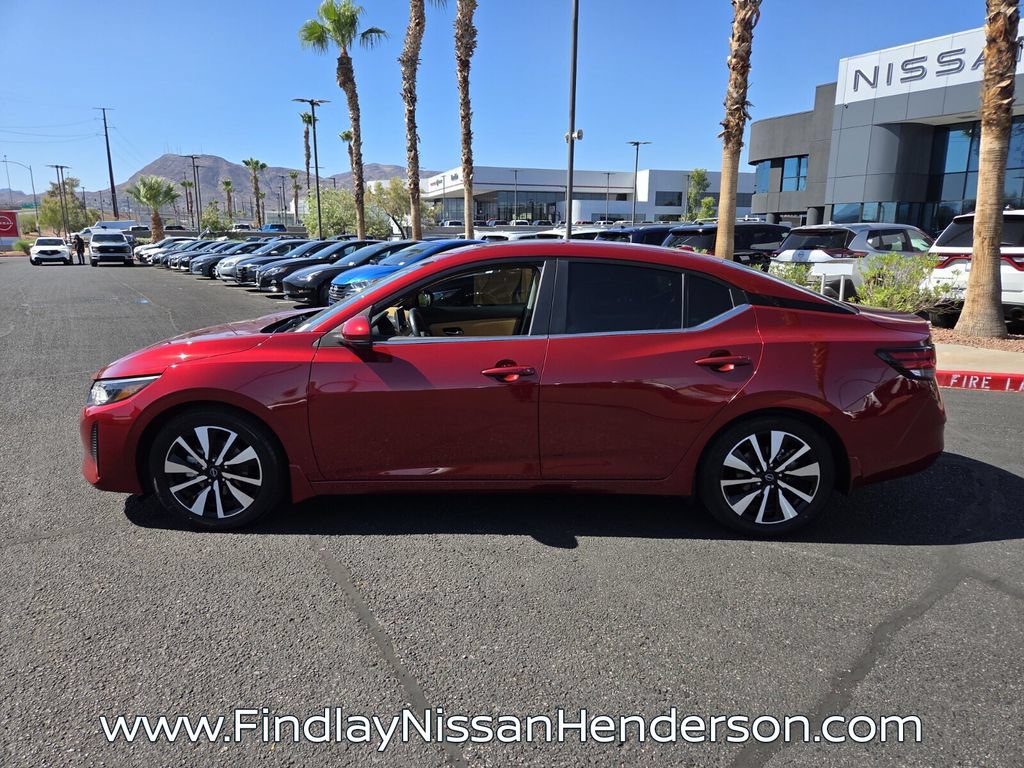 Used 2025 Nissan Sentra SV w/ SV Premium Package FWD image 3