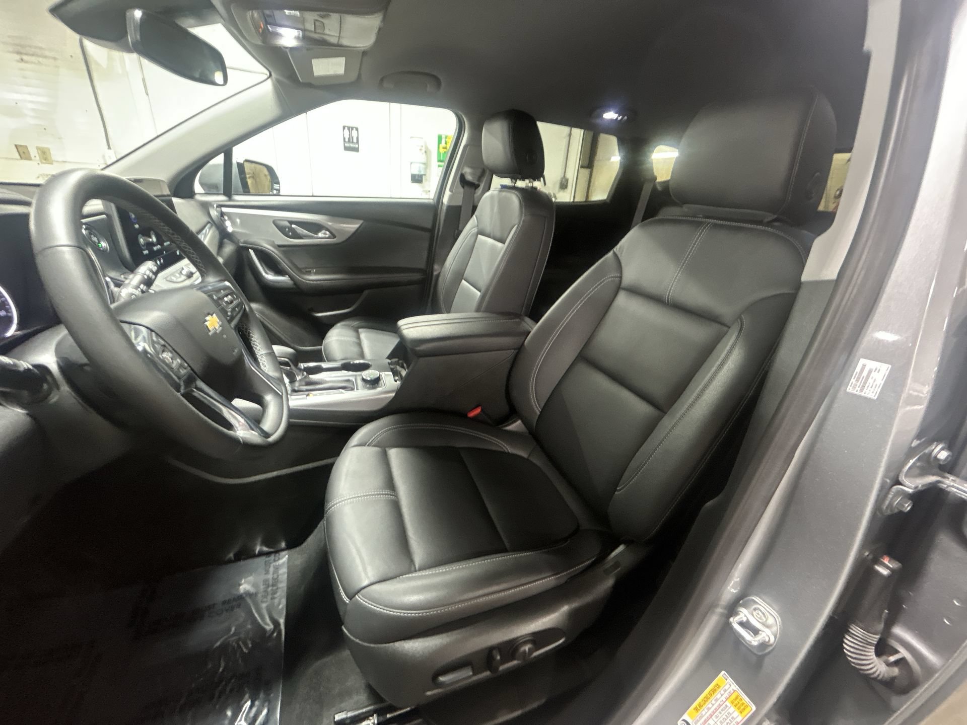 Certified 2024 Chevrolet Blazer LT w/ LPO, Floor Liner Package AWD/4WD image 20