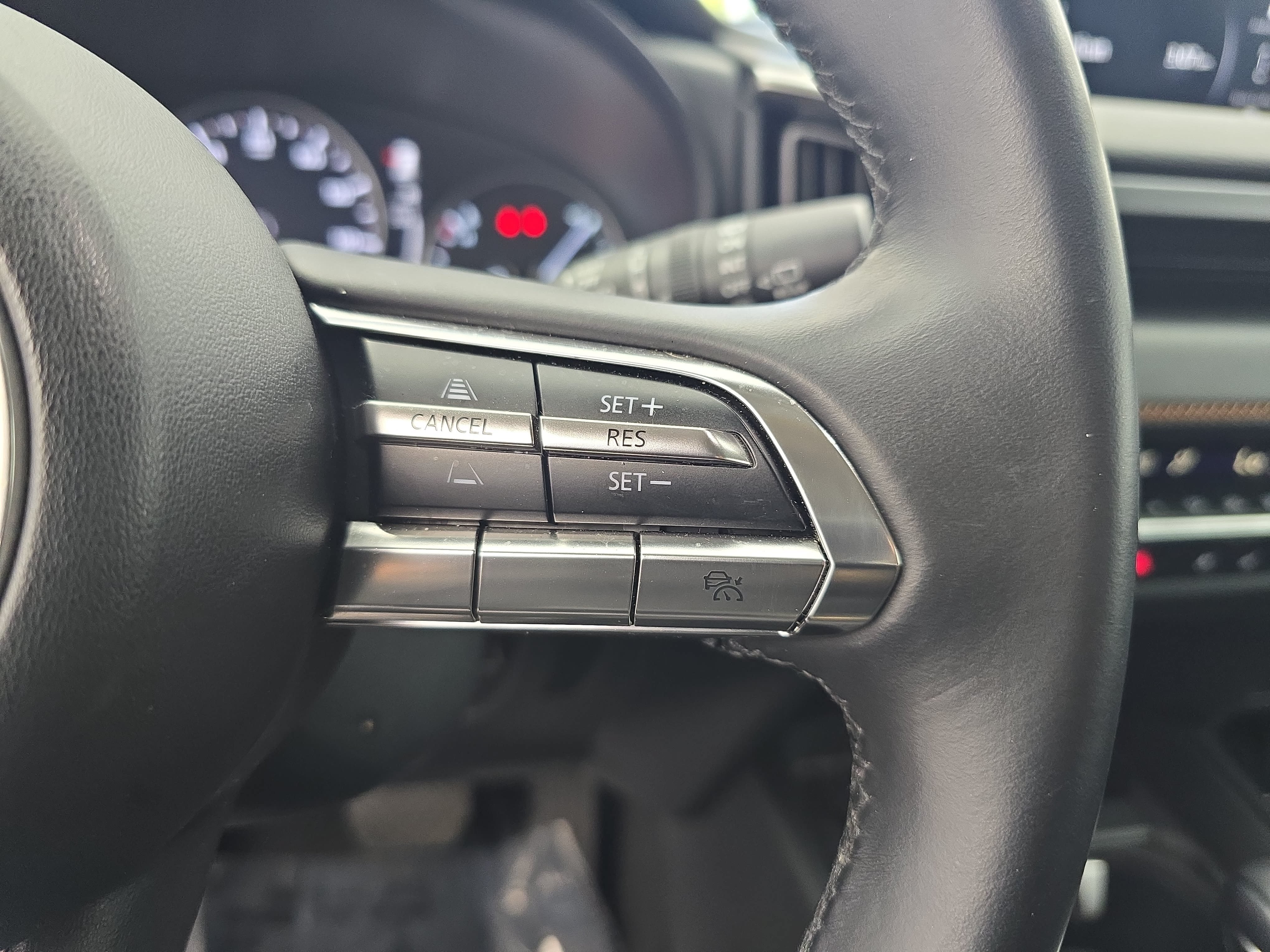 Used 2025 MAZDA CX-50 AWD 2.5 S w/ Premium Plus Pkg image 18