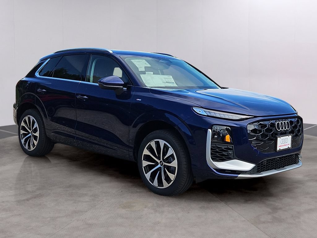 New 2026 Audi Q3 quattro 2.0T AWD/4WD image 2