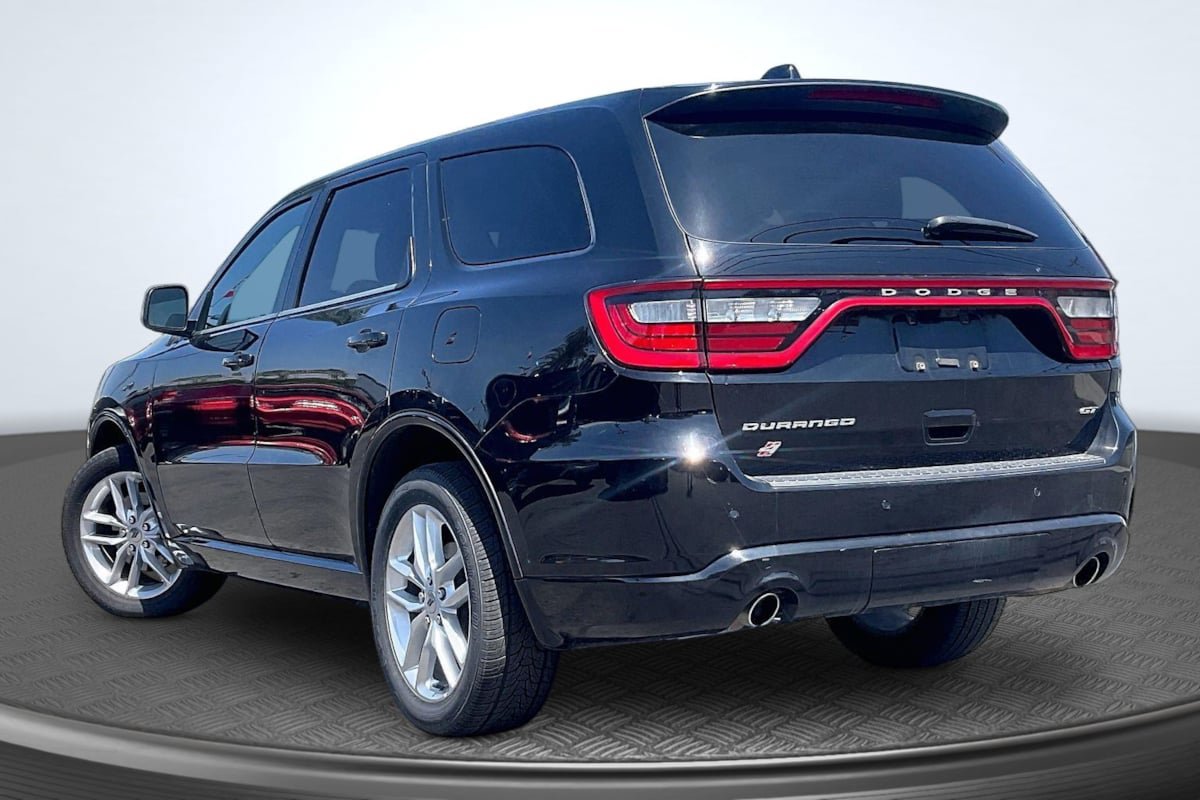 Used 2023 Dodge Durango GT AWD/4WD image 2