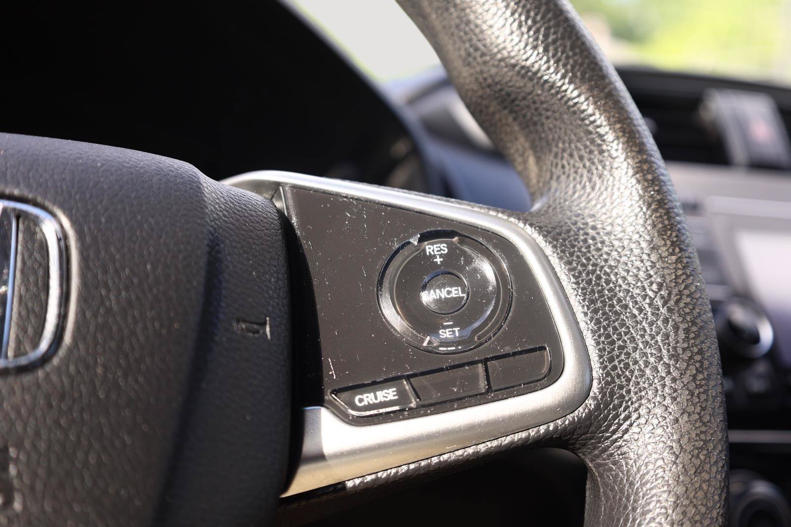Used 2019 Honda CR-V LX image 29