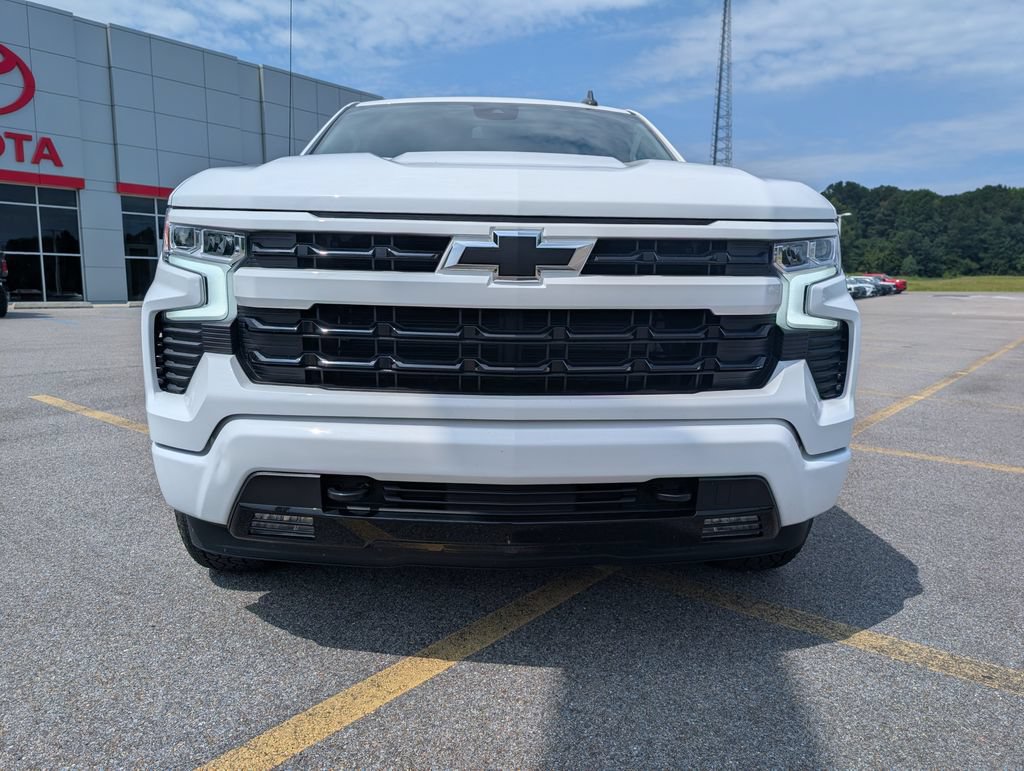 Used 2025 Chevrolet Silverado 1500 RST AWD/4WD image 8