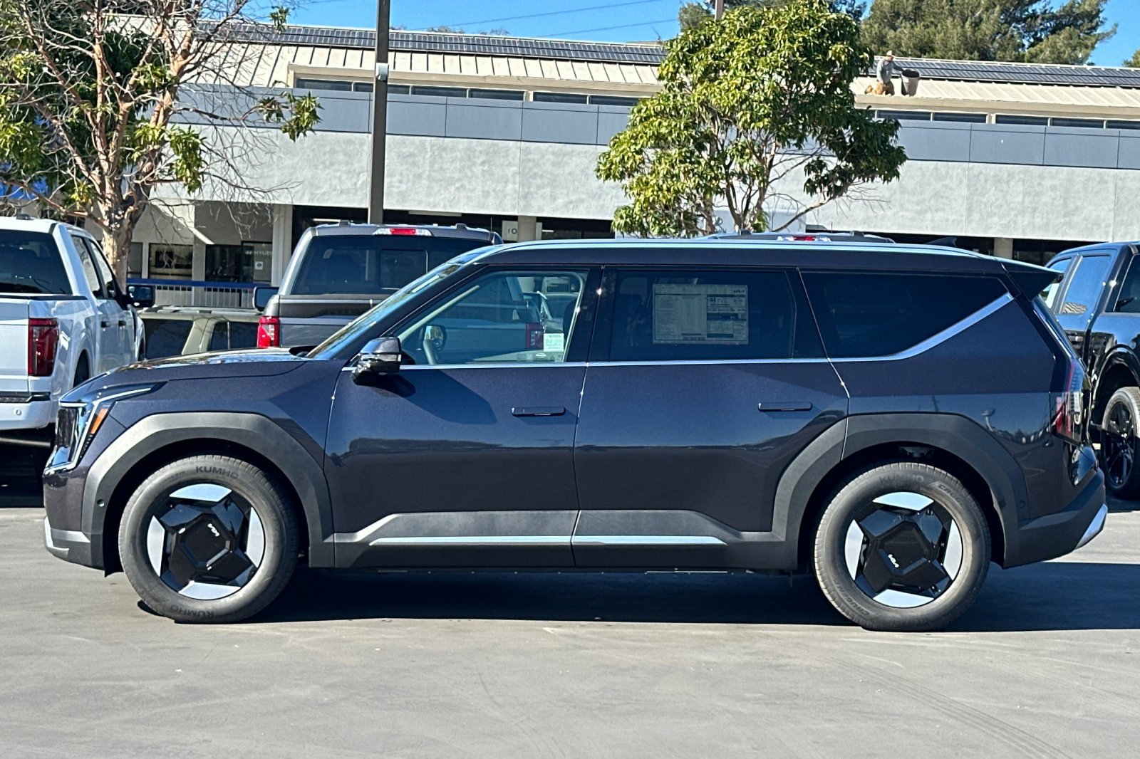 New 2026 Kia EV9 Wind AWD/4WD image 7