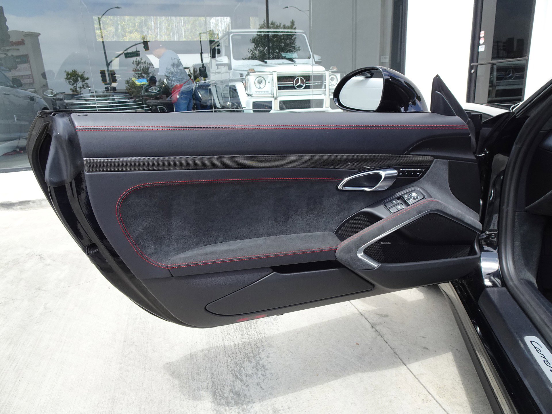 Used 2017 Porsche 911 Carrera GTS w/ GTS Interior Package RWD image 16