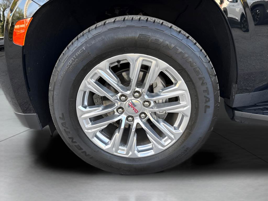 Used 2024 GMC Yukon SLT AWD/4WD image 5