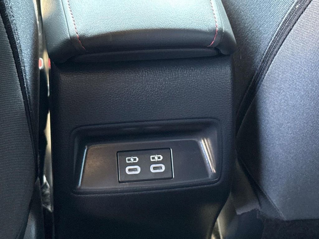 Used 2025 Toyota Corolla SE image 12