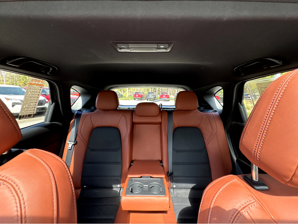 Used 2025 MAZDA CX-5 Carbon Edition image 24