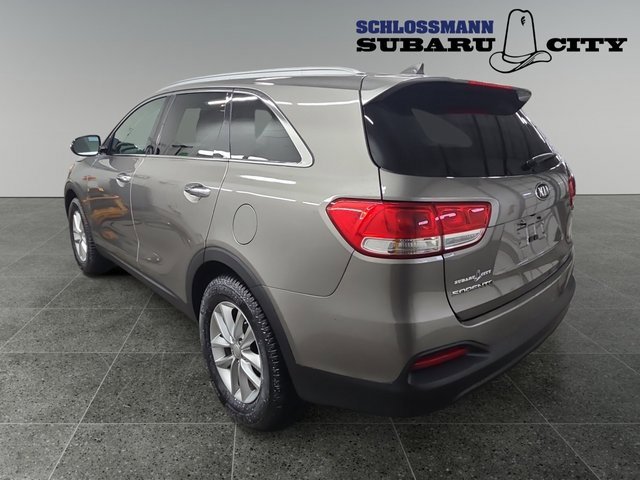 Used 2016 Kia Sorento LX w/ LX Convenience Package image 7