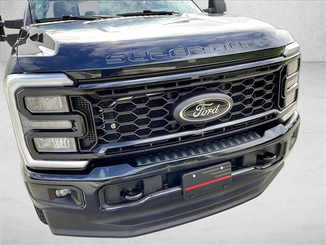 Used 2025 Ford F250 XLT w/ Black Appearance Package AWD/4WD image 27