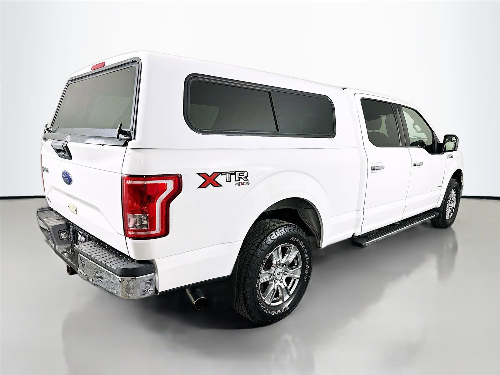 Used 2015 Ford F150 XLT w/ XTR Package image 7