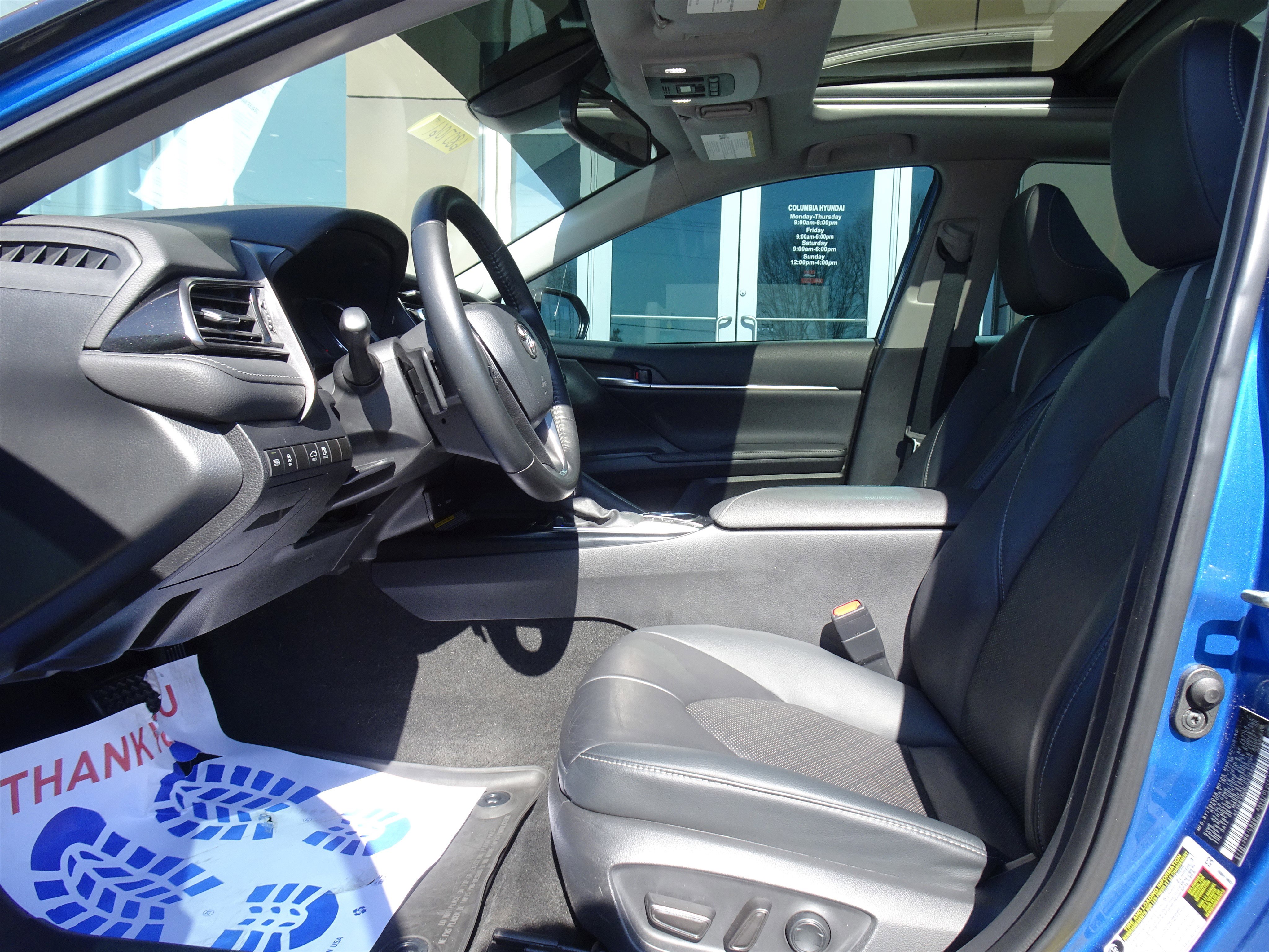 Used 2020 Toyota Camry XSE w/ Navigation Package image 8