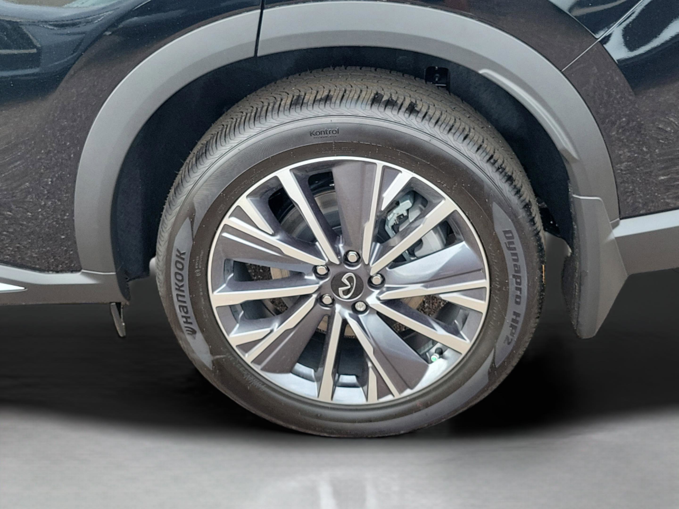 New 2026 INFINITI QX60 Luxe w/ Family Package image 31