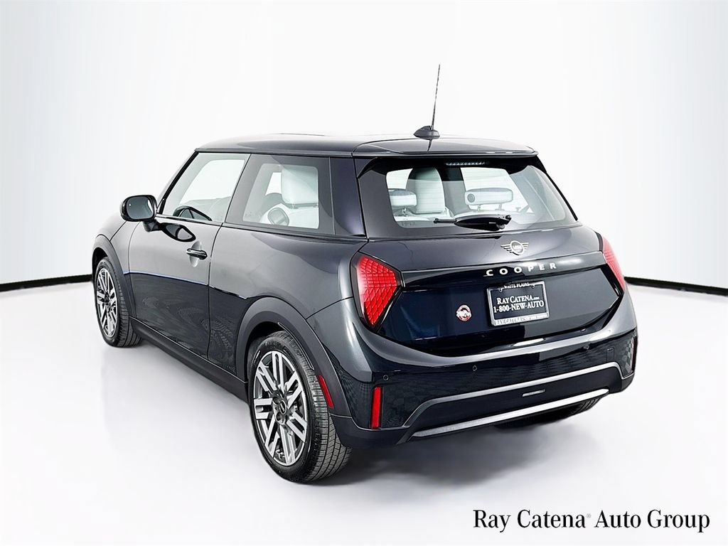 Certified 2026 MINI Cooper 2-Door Hardtop FWD image 5
