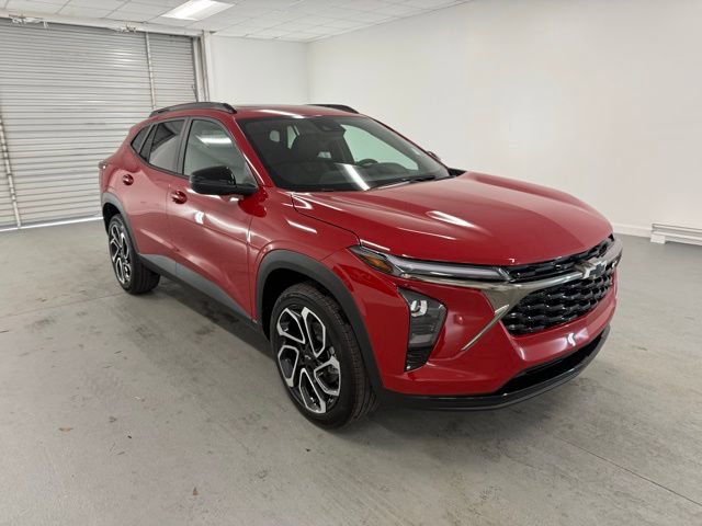 New 2026 Chevrolet Trax RS w/ Sunroof Package image 3