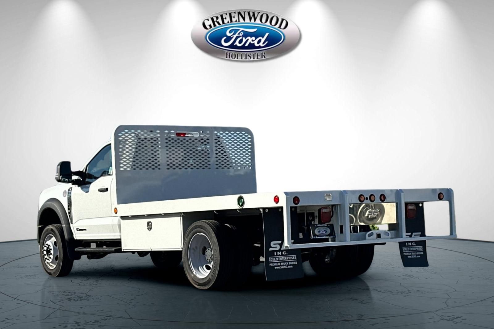 New 2025 Ford F550 4x4 Regular Cab Super Duty image 6
