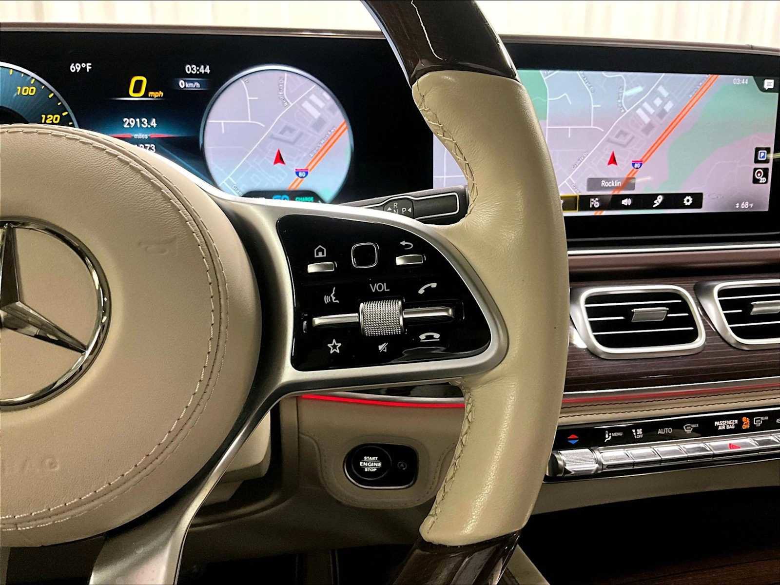 Used 2021 Mercedes-Benz Maybach GLS 600 4MATIC image 23