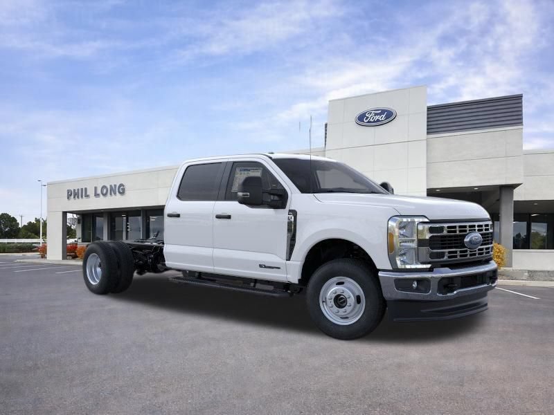 New 2026 Ford F350 XL w/ XL Chrome Package AWD/4WD image 7
