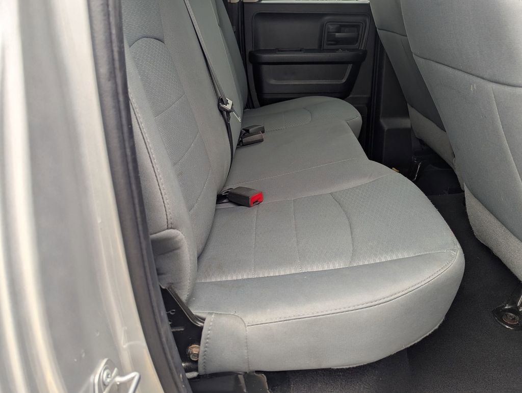 Used 2016 RAM 1500 Express image 21