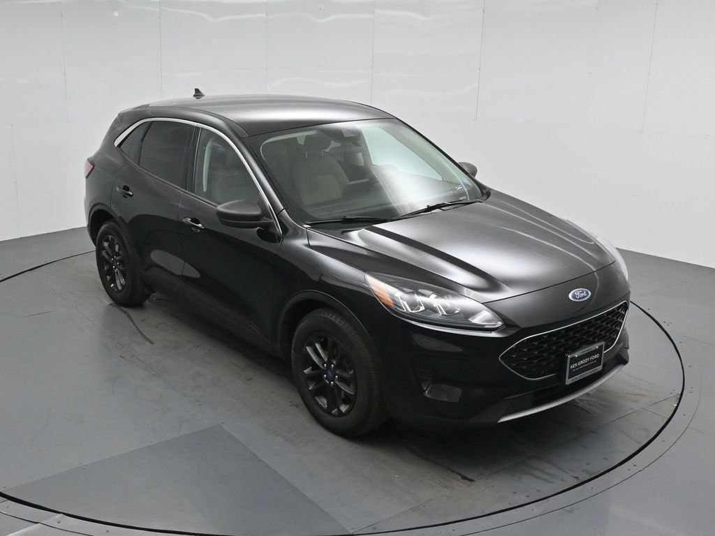Certified 2022 Ford Escape SE image 37