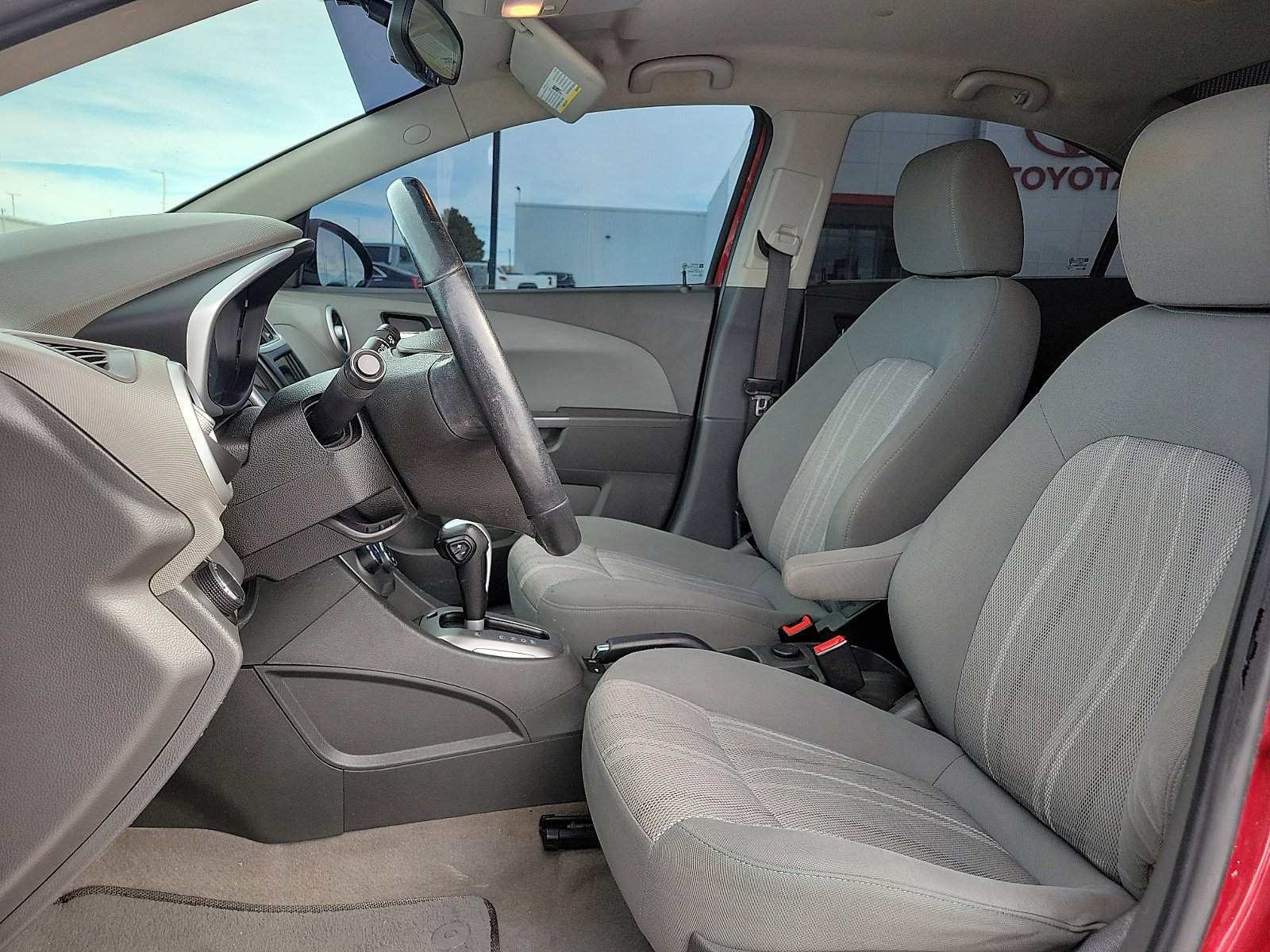 Used 2019 Chevrolet Sonic LT w/ Convenience Package image 12