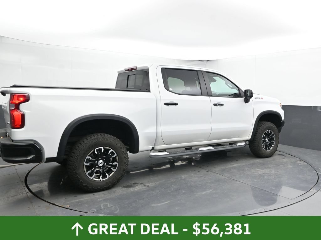 Used 2024 Chevrolet Silverado 1500 ZR2 w/ Technology Package AWD/4WD image 4