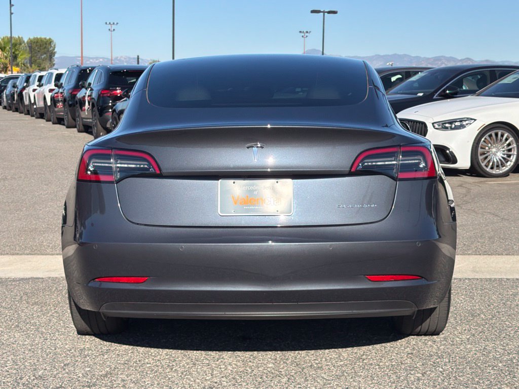Used 2022 Tesla Model 3 Long Range AWD/4WD image 9