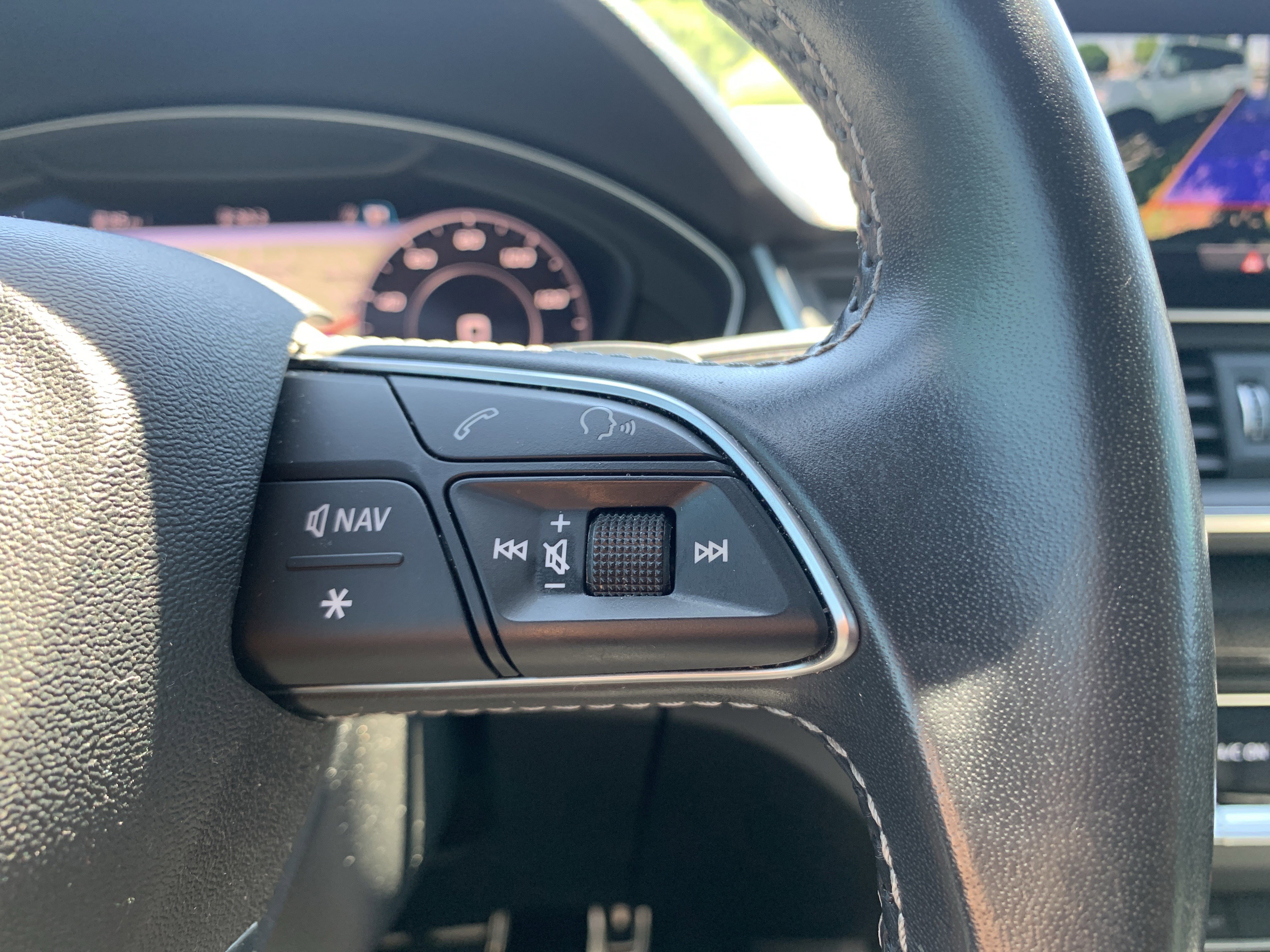 Used 2019 Audi SQ5 Premium Plus w/ Premium Plus Package AWD/4WD image 20