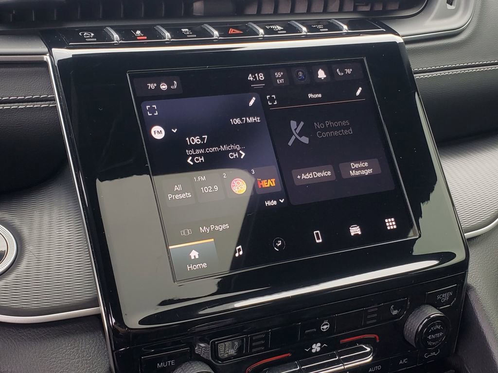 Used 2024 Jeep Grand Cherokee Altitude AWD/4WD image 23