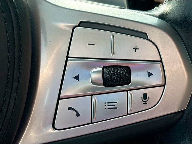 Used 2022 BMW 750i xDrive w/ Executive Package image 39