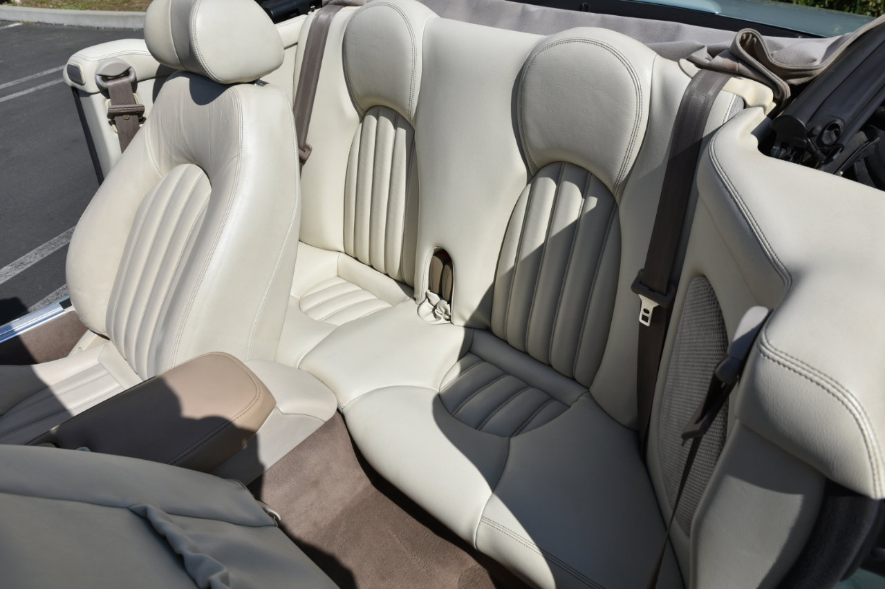 Used 2001 Jaguar XK8 Convertible image 37