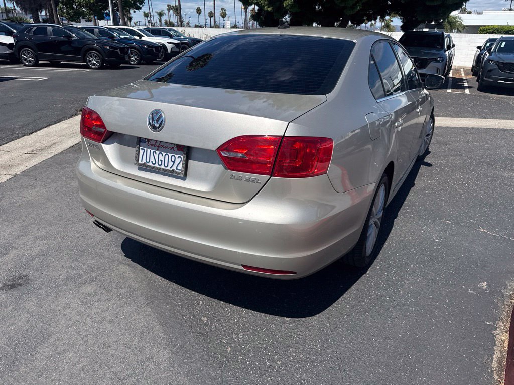 Used 2013 Volkswagen Jetta SEL FWD image 21