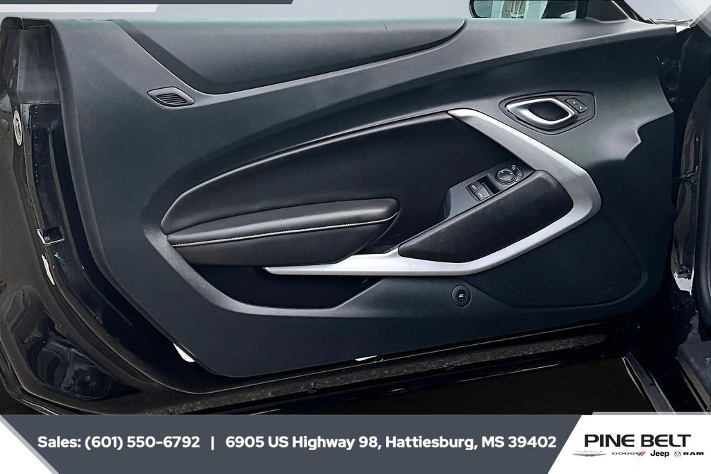 Used 2023 Chevrolet Camaro LT image 17