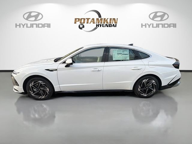 New 2026 Hyundai Sonata SEL FWD image 8