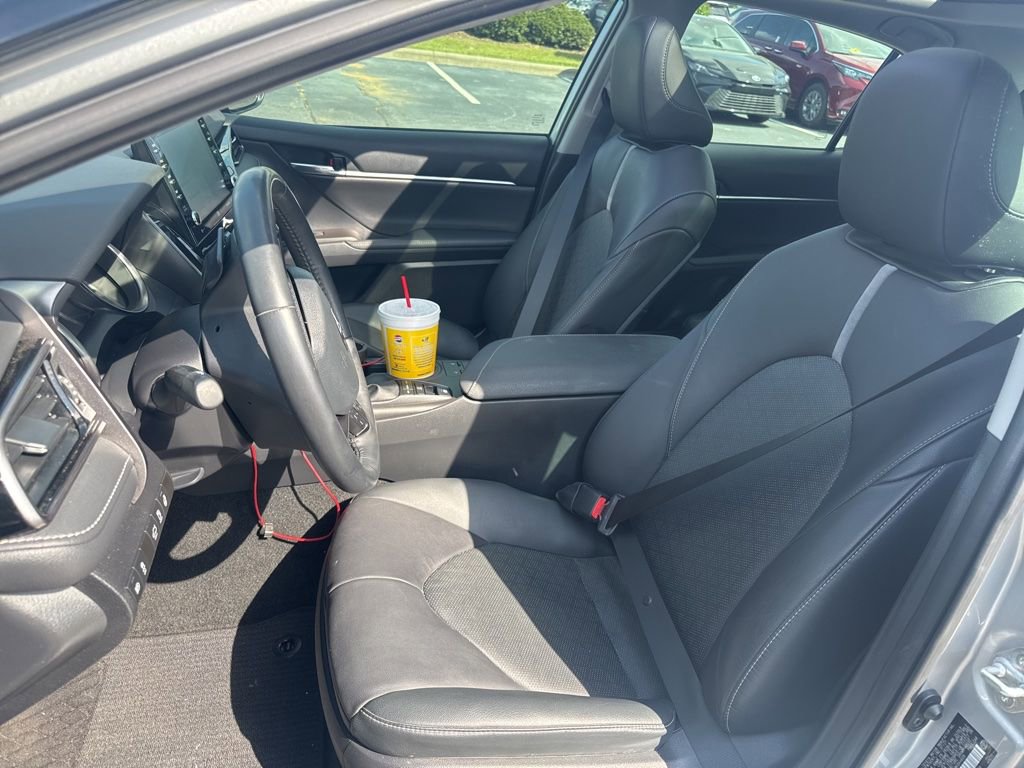 Used 2021 Toyota Camry XSE w/ Navigation Package image 10