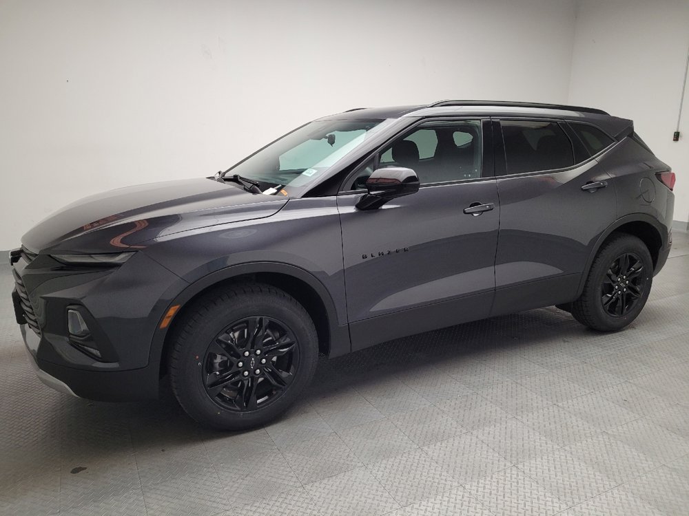 Used 2022 Chevrolet Blazer LT w/ Midnight/Sport Edition image 2