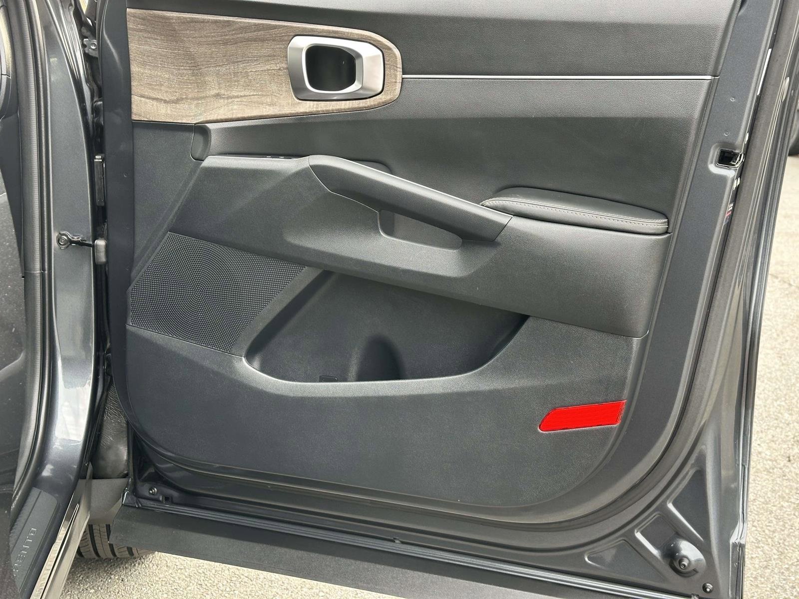 Used 2022 Kia Sorento S image 27