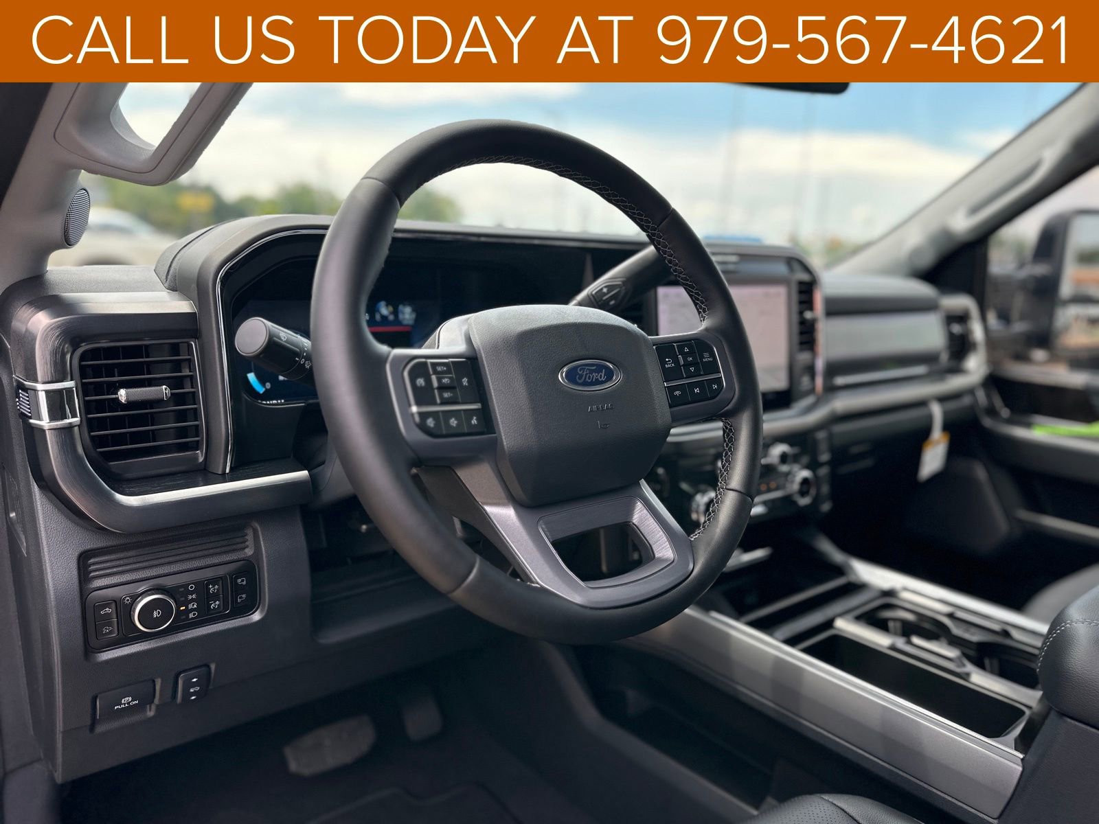 New 2025 Ford F250 Lariat w/ FX4 Off-Road Package image 33