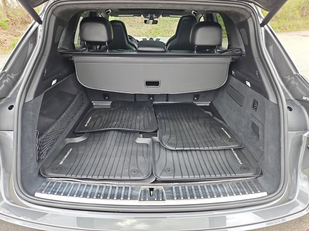 Certified 2021 Porsche Cayenne GTS AWD/4WD image 38