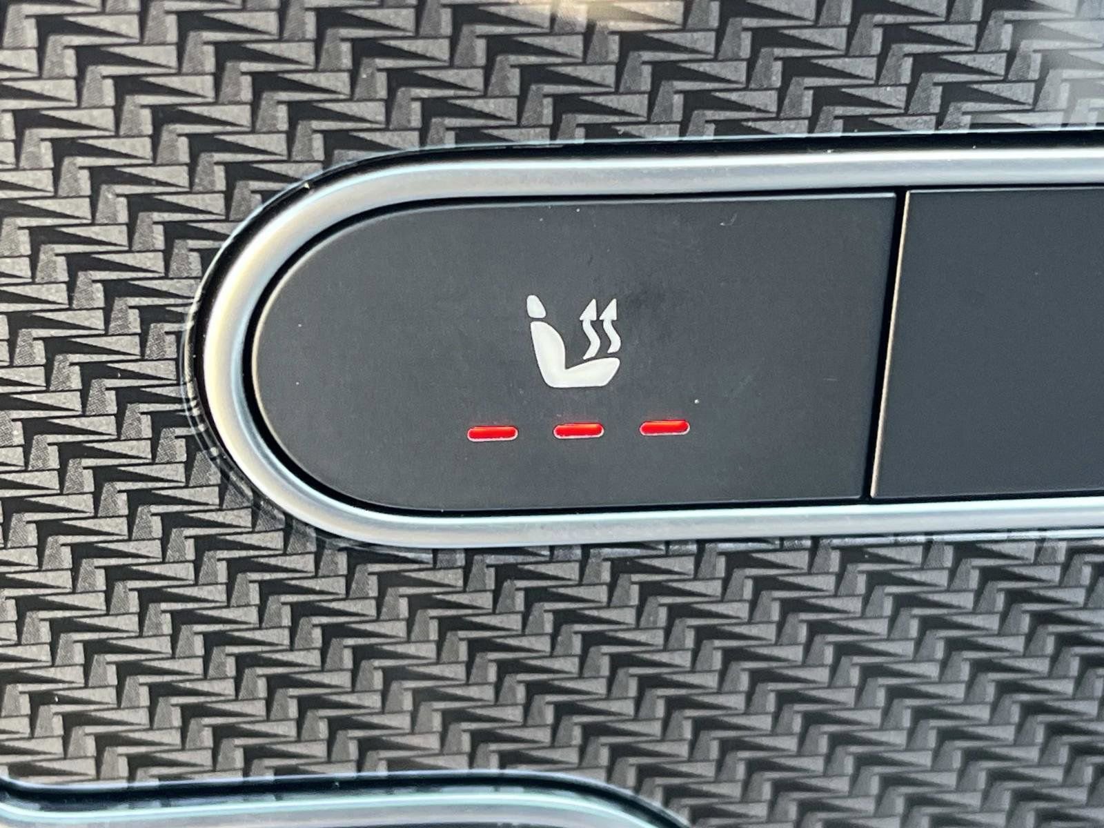 Certified 2024 Mercedes-Benz GLB 250 image 20