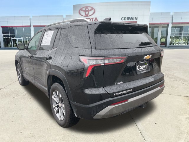Used 2025 Chevrolet Equinox LT w/ Convenience Package II AWD/4WD image 3