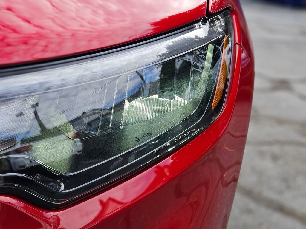 New 2026 Jeep Compass Trailhawk w/ Sun, Sound & Navigation Group image 10