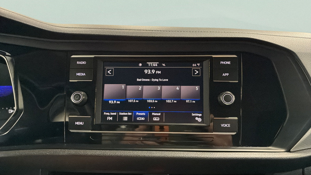 Certified 2024 Volkswagen Jetta S FWD image 27