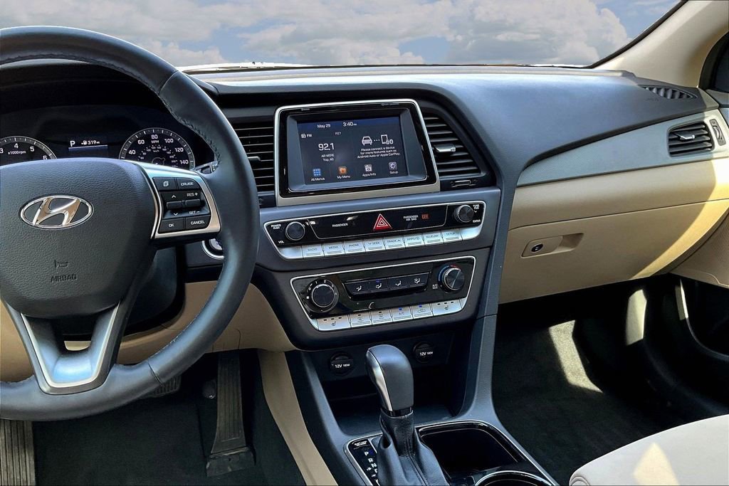 Used 2018 Hyundai Sonata SEL FWD image 11
