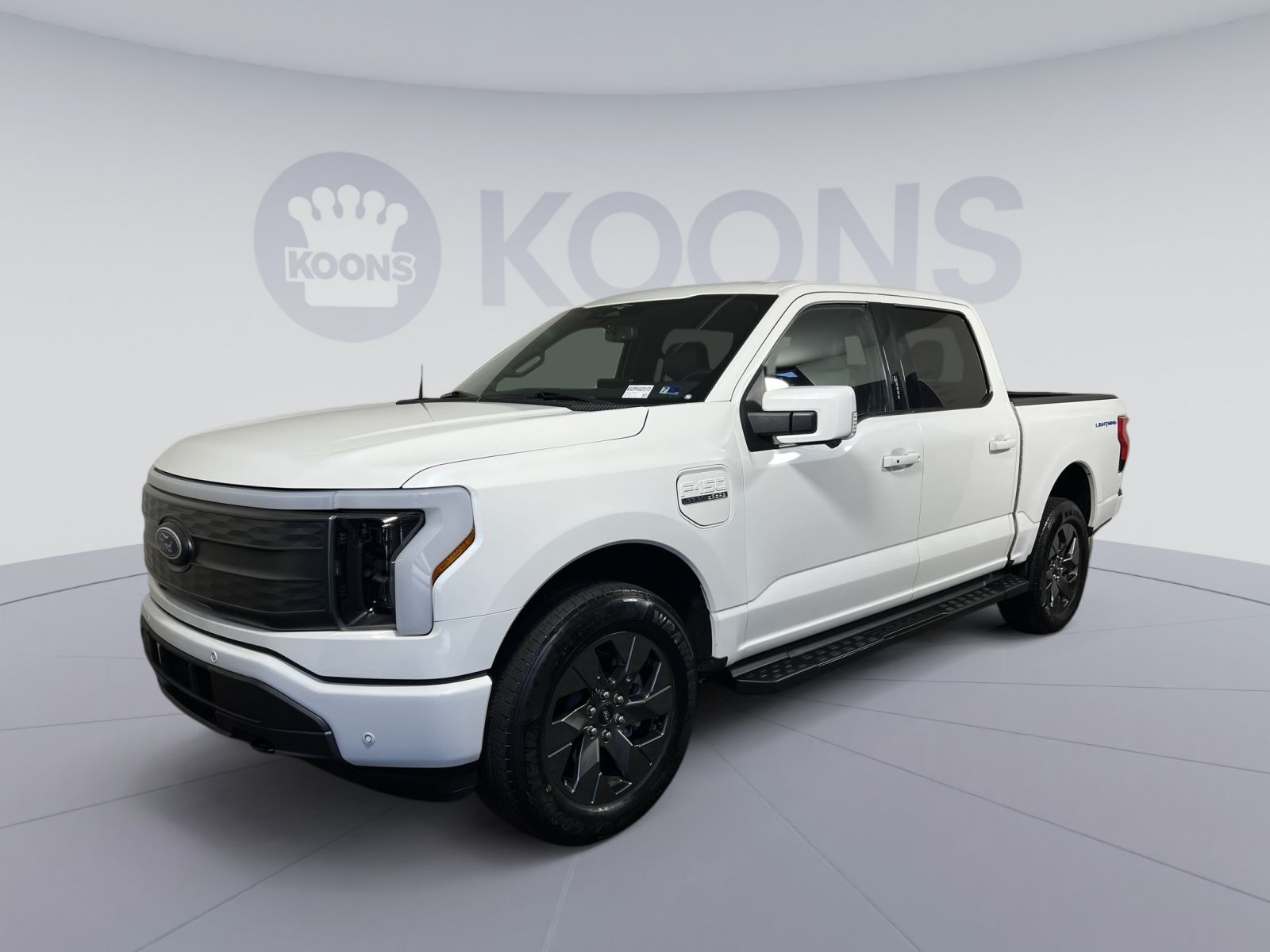 Used 2023 Ford F150 Lightning Lariat AWD/4WD image 5