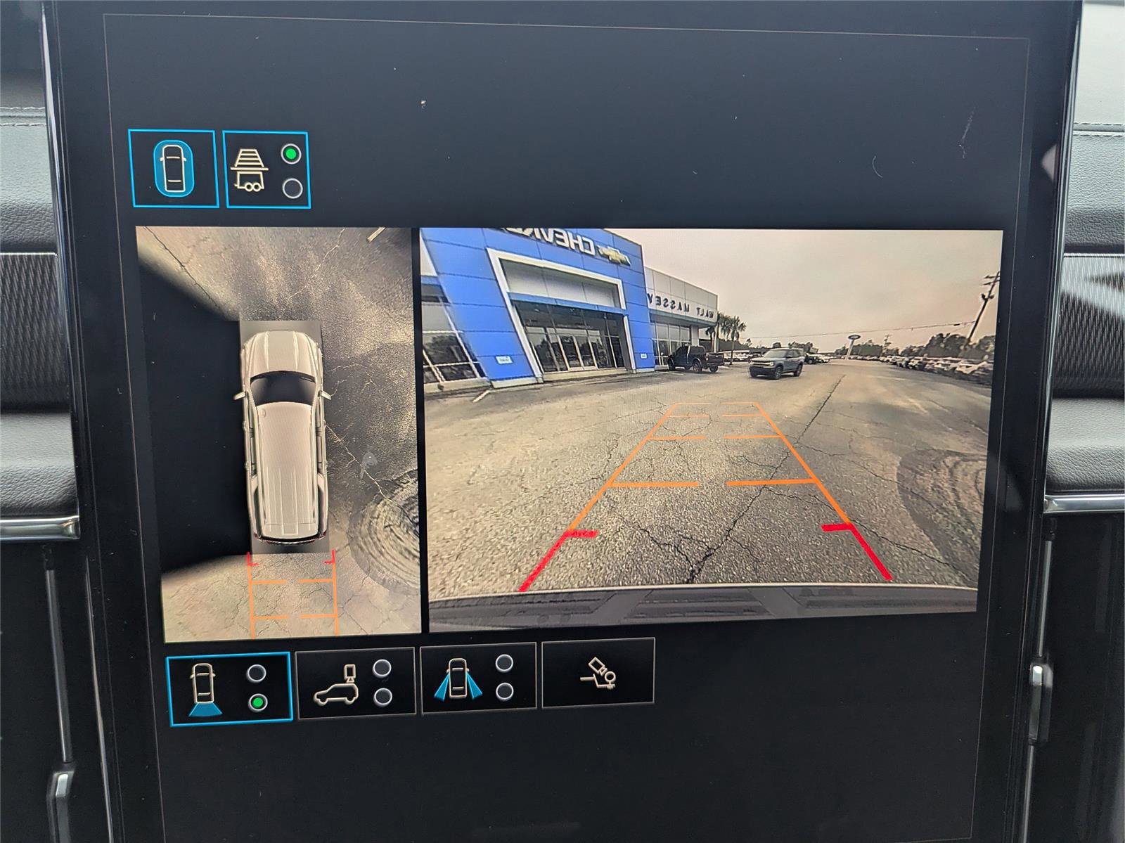 New 2026 GMC Yukon XL Elevation image 18