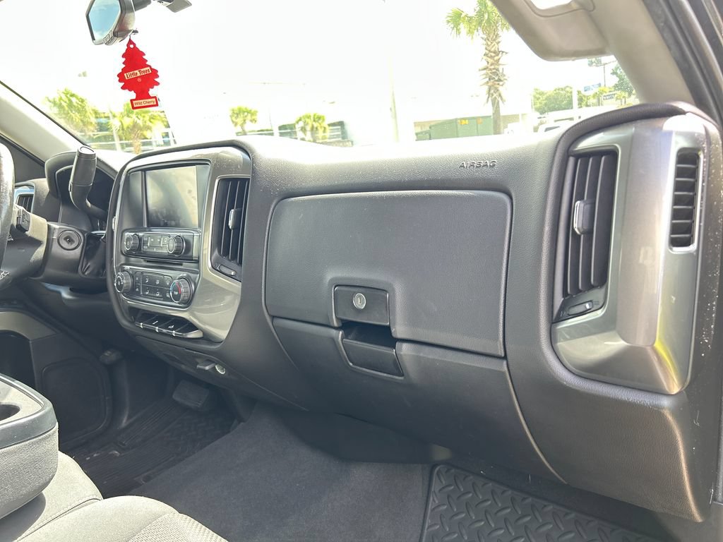 Used 2019 Chevrolet Silverado 1500 LT RWD image 15