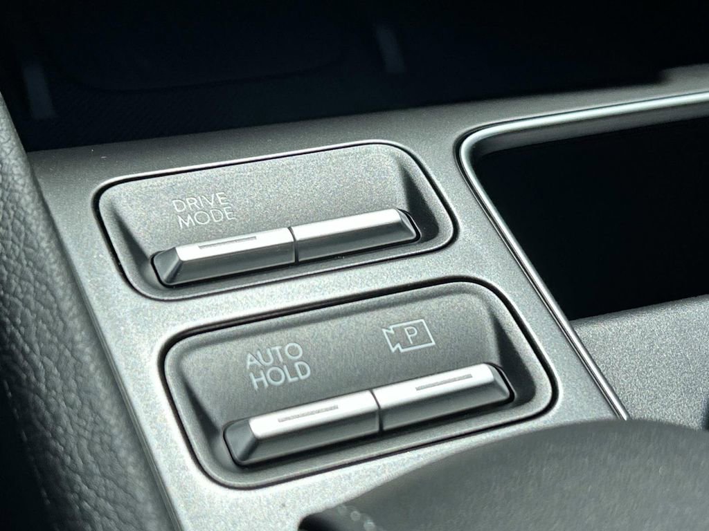 New 2026 Hyundai Sonata SEL FWD image 25