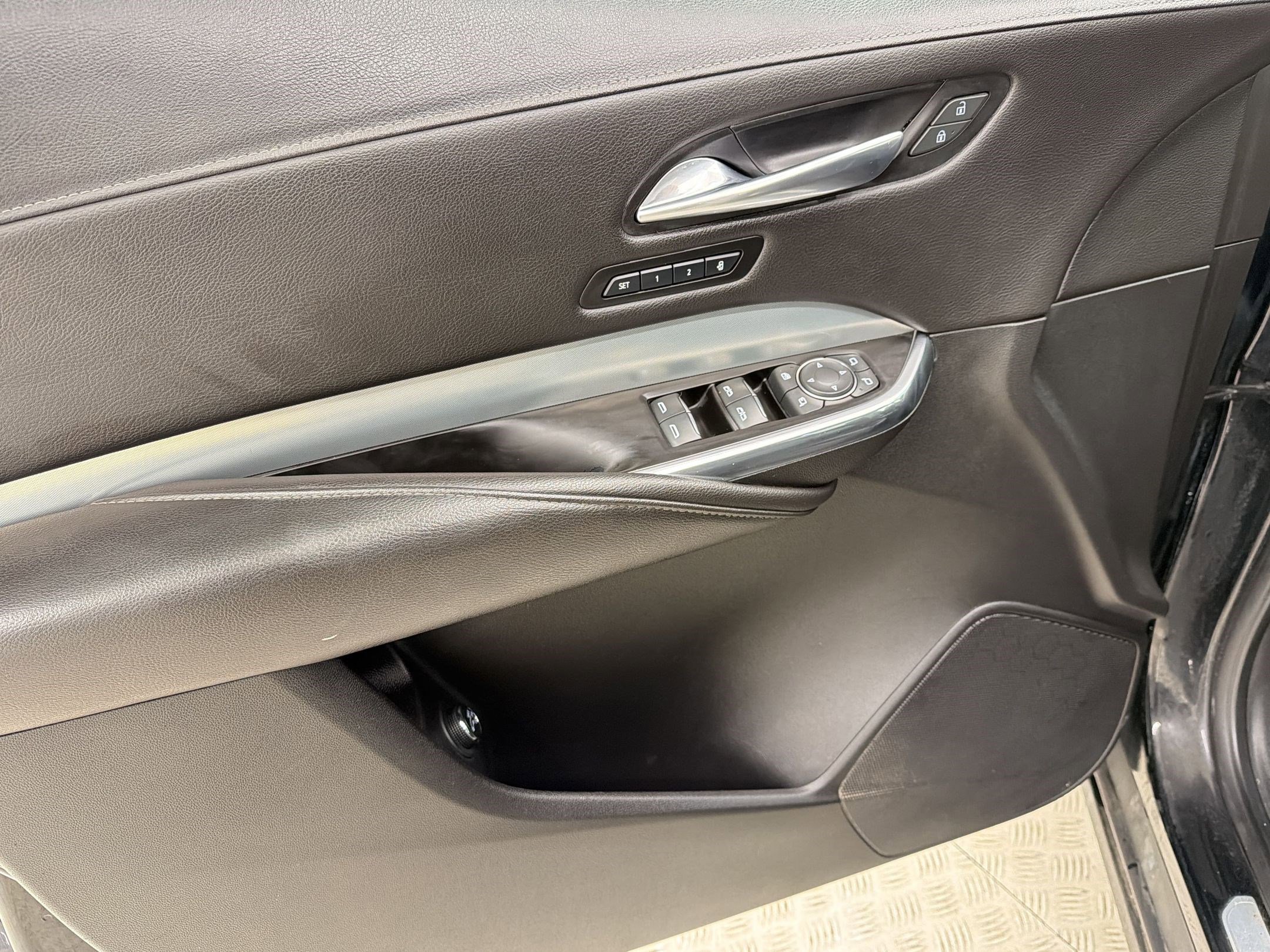 Used 2020 Cadillac XT4 Premium Luxury image 13