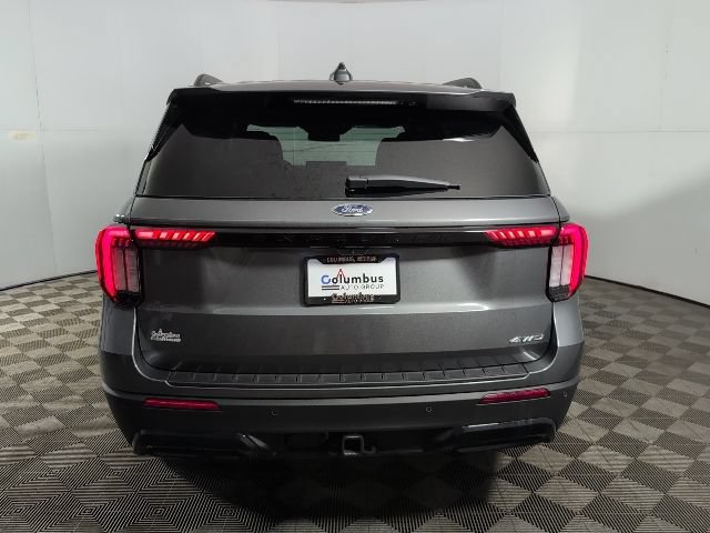 New 2026 Ford Explorer ST-Line w/ ST-Line Street Pack AWD/4WD image 5